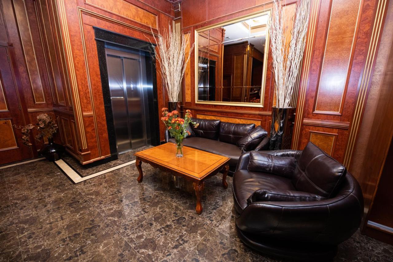 Diamond Hotel Erivan Exterior foto