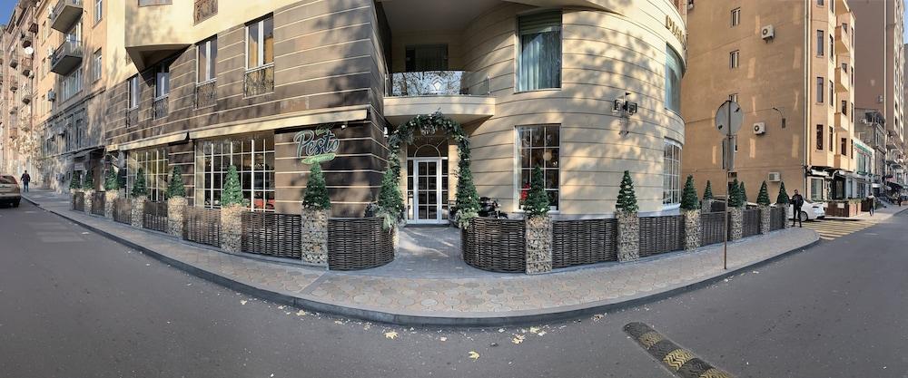 Diamond Hotel Erivan Exterior foto