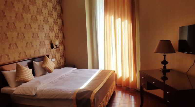 Diamond Hotel Erivan Exterior foto
