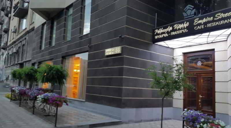 Diamond Hotel Erivan Exterior foto