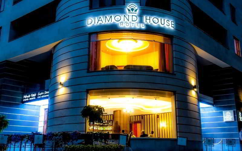 Diamond Hotel Erivan Exterior foto