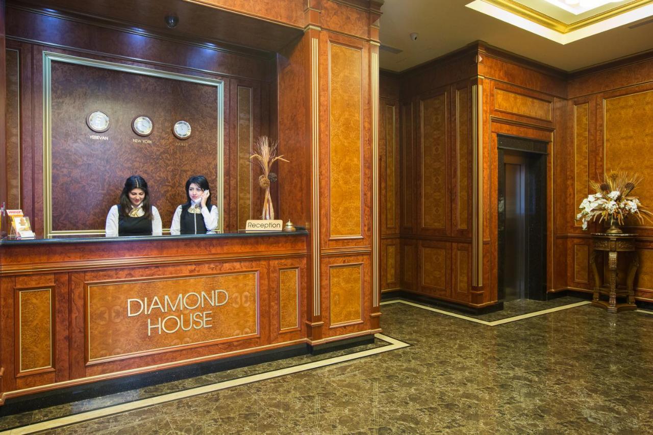 Diamond Hotel Erivan Exterior foto